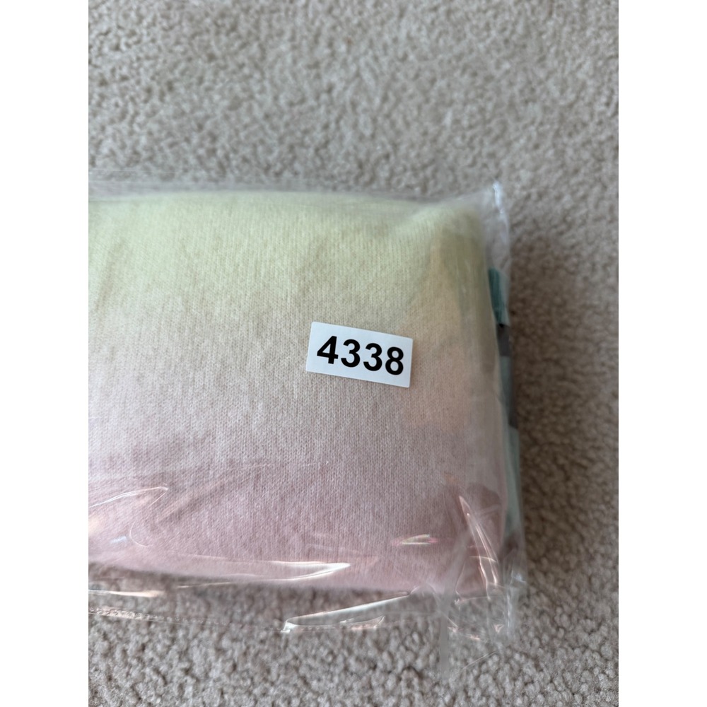 AQUA Cashmere Sweater Ombre Pastel Blue Yellow Pink Small - Picture 8 of 8